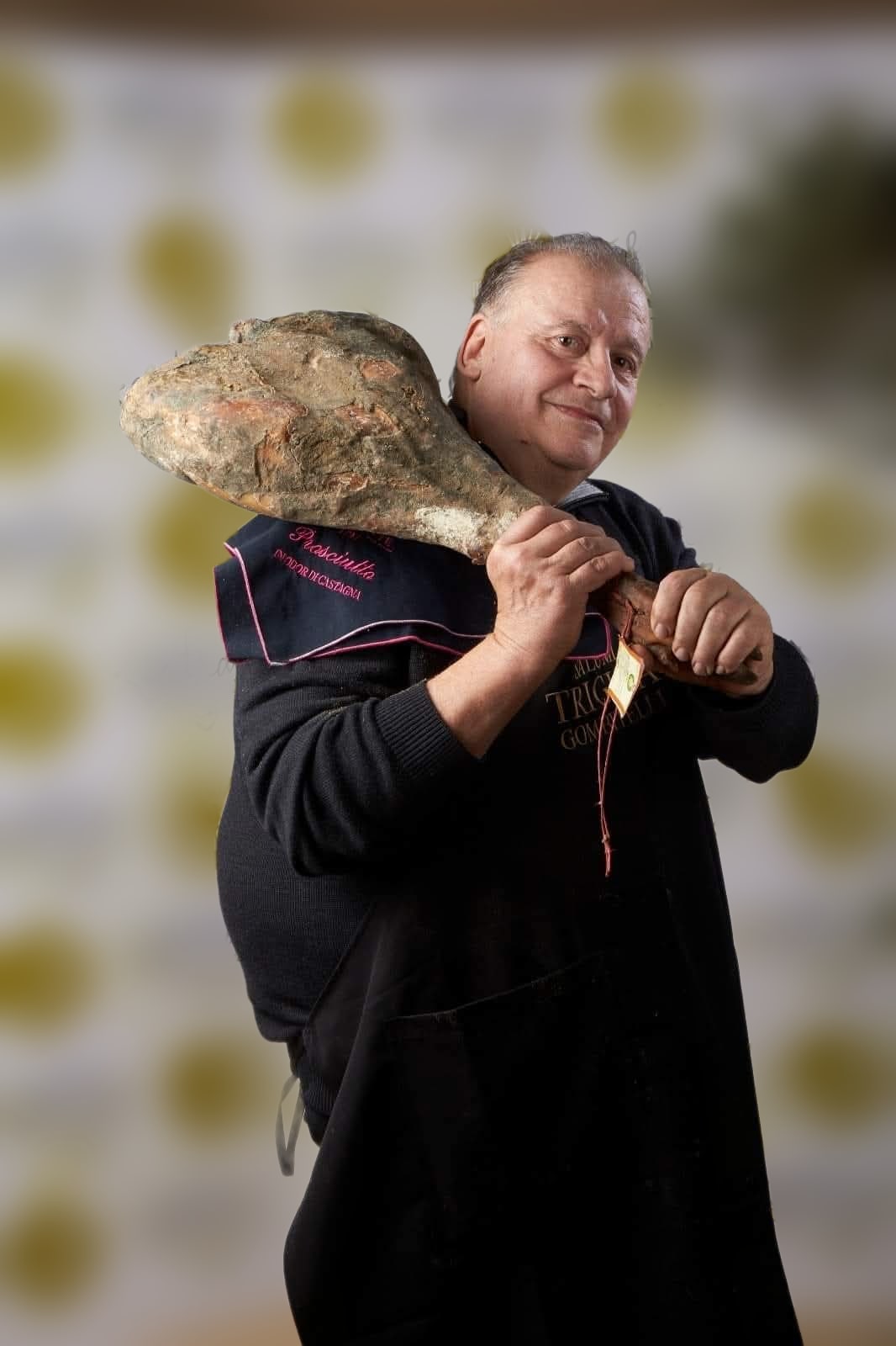 Alderigo Triglia con il Prosciutto Penitente